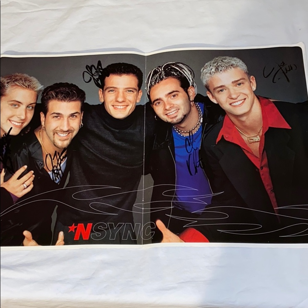 N*Sync Signed Tour book